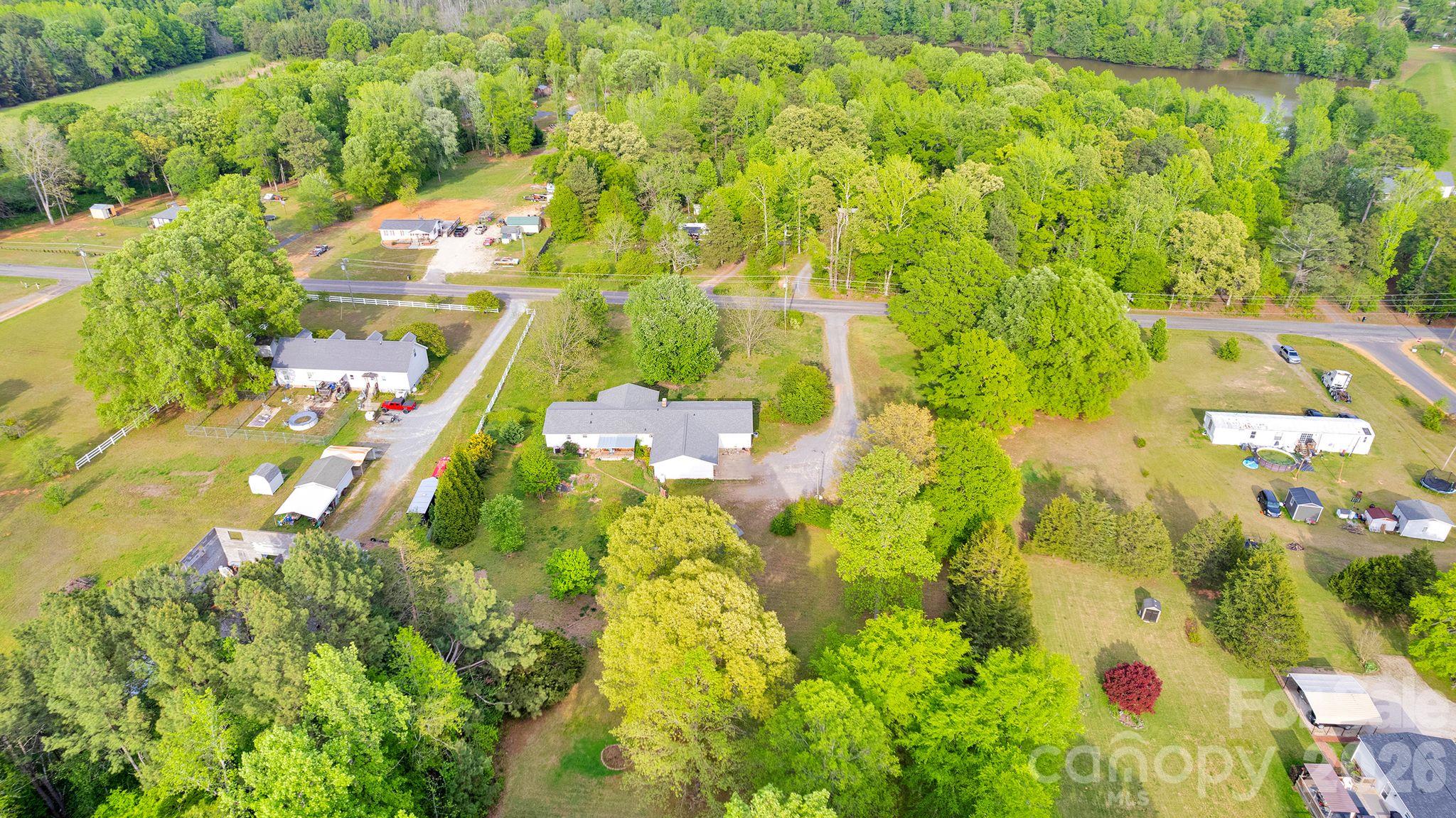 1260 Russell Road