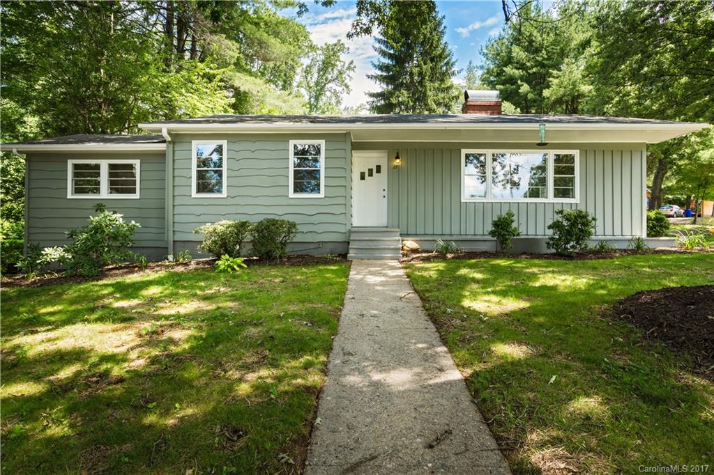 Royal Pines - Residential