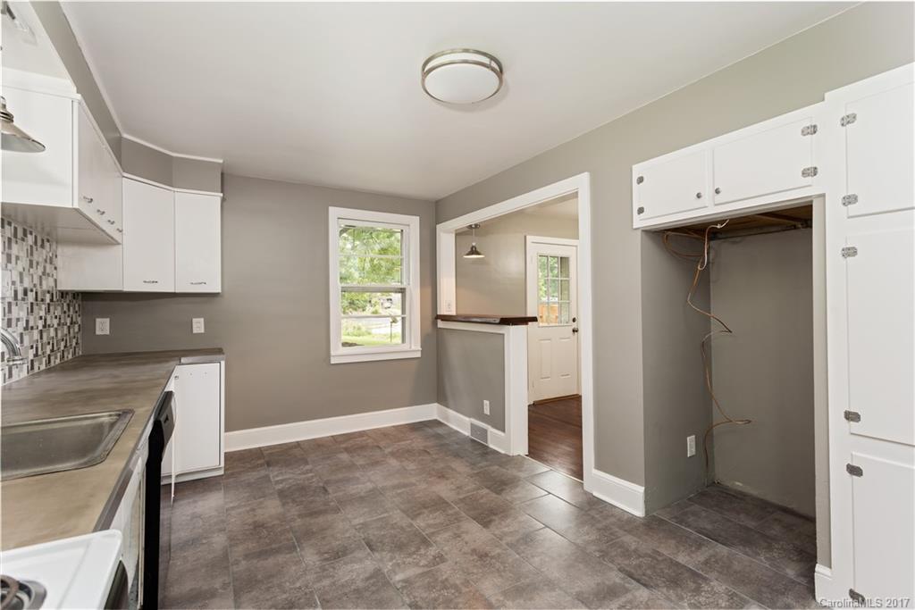 Royal Pines - Residential