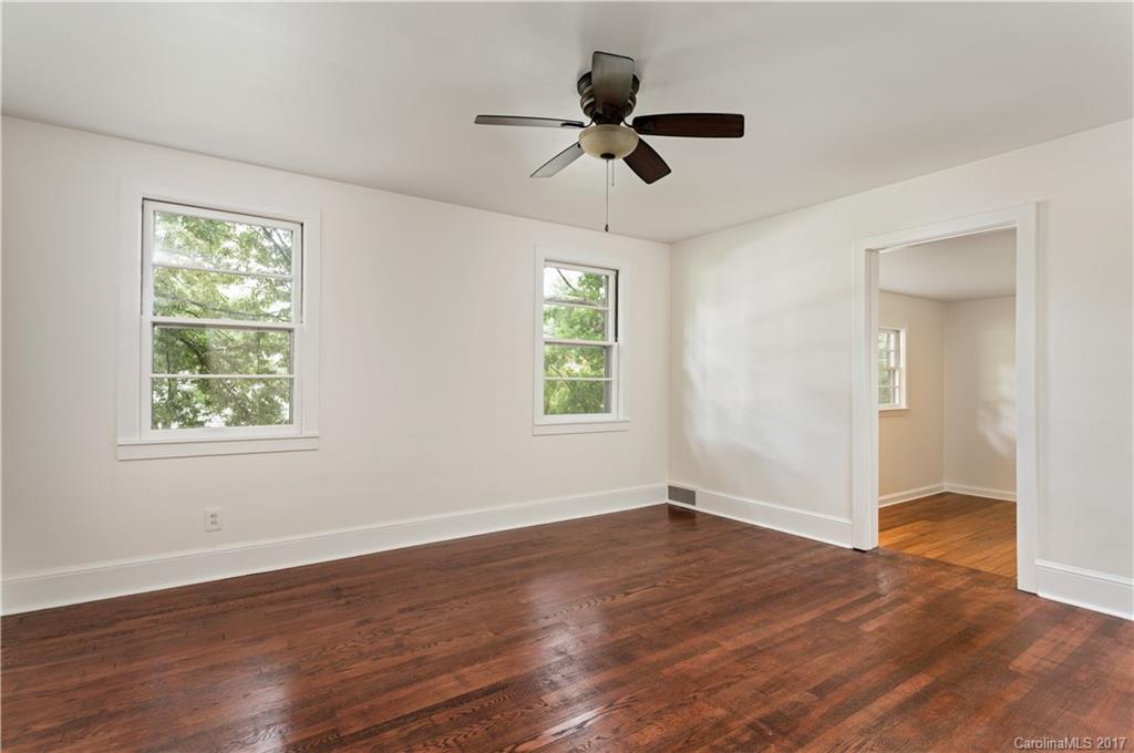 Royal Pines - Residential