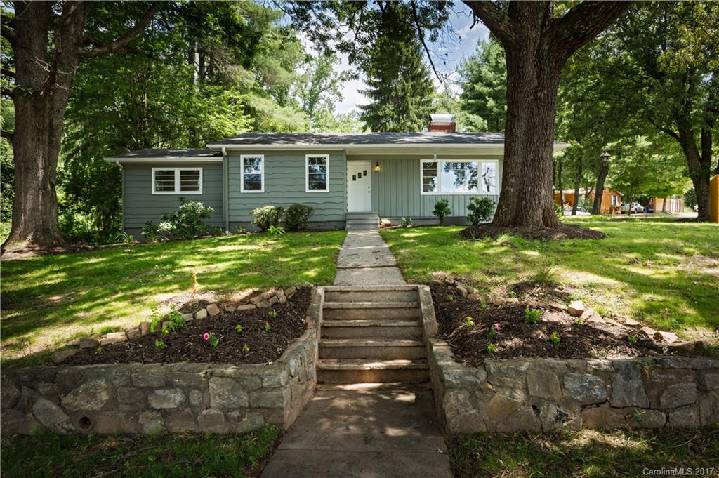 Royal Pines - Residential