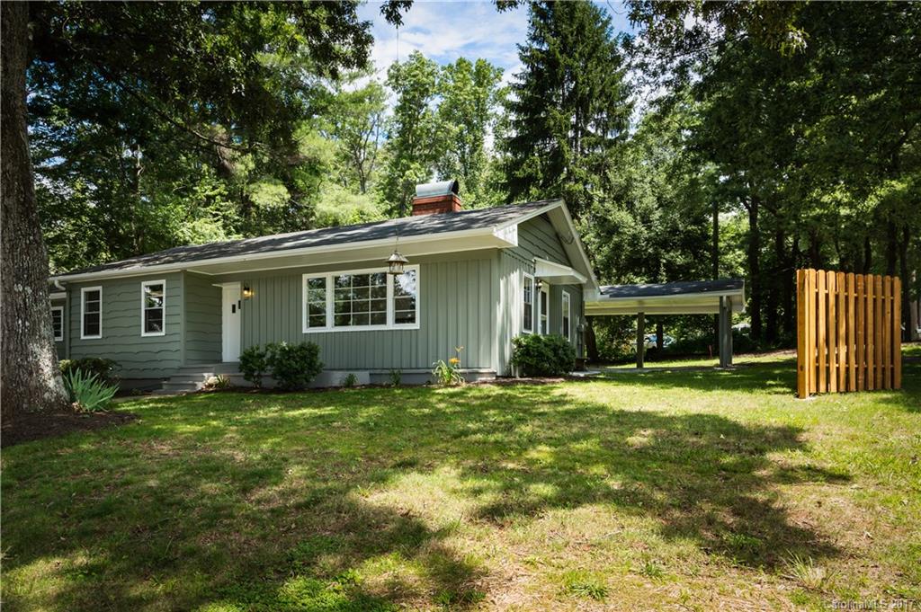 Royal Pines - Residential