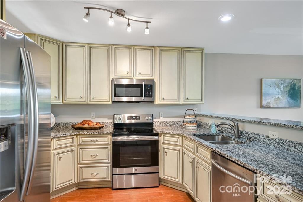 Scenic View Terrace - Residential