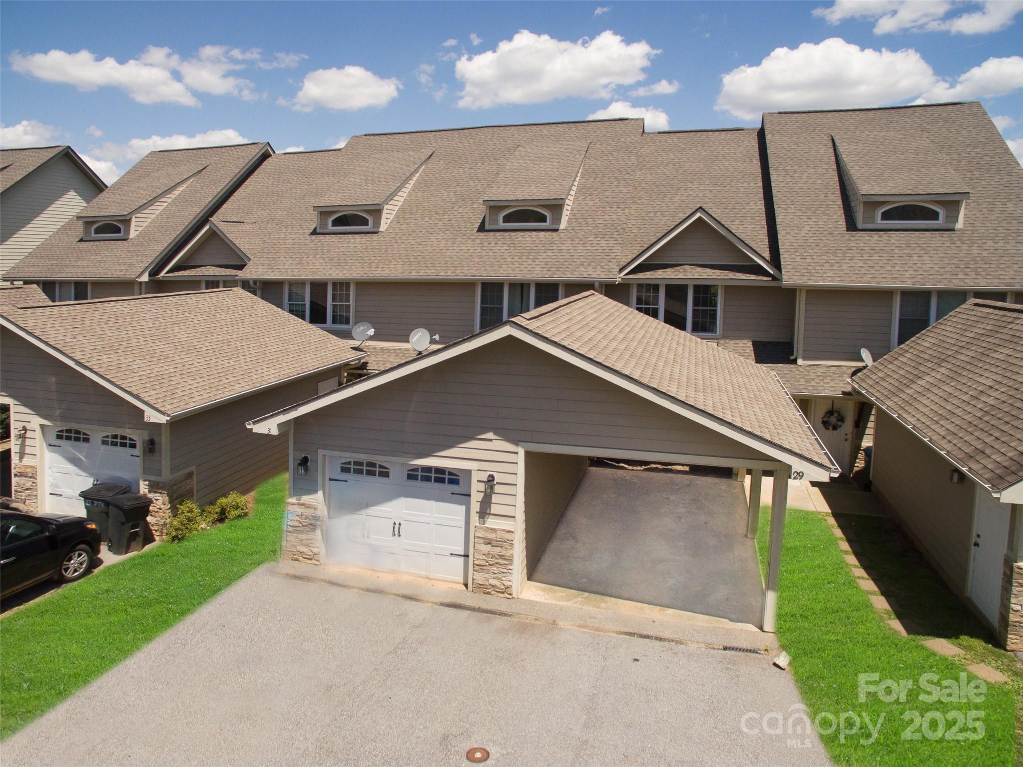 Scenic View Terrace - Residential