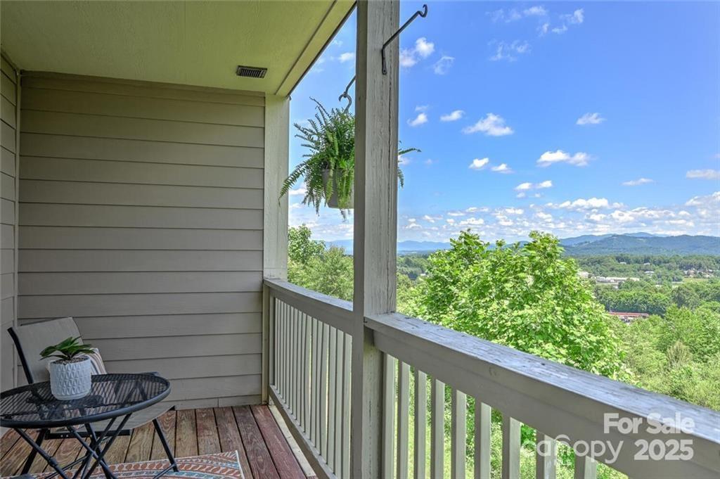 Scenic View Terrace - Residential