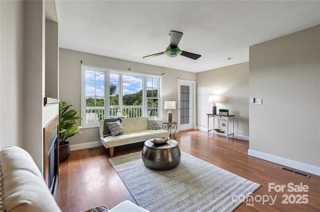 Scenic View Terrace - Residential