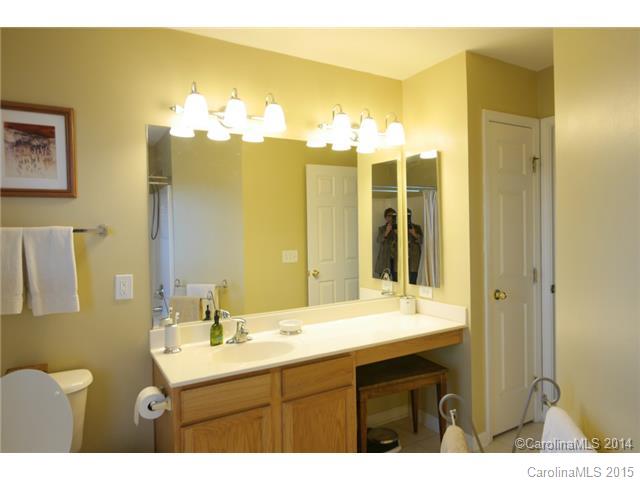 Autumn Cove at Lake Wylie - Residential