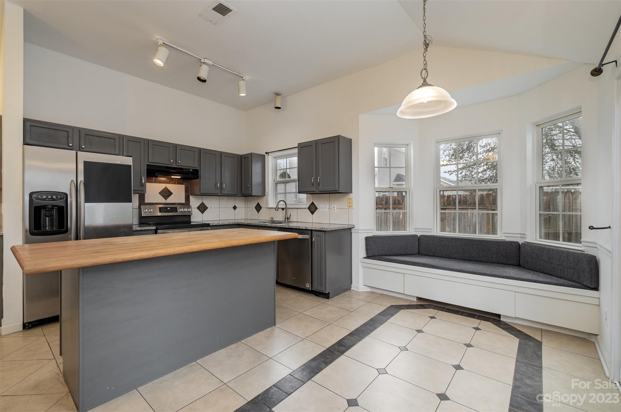 Steelechase - Residential