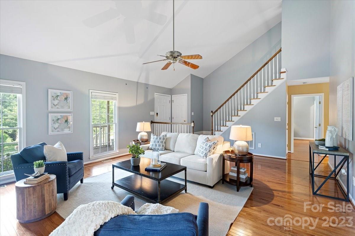 Royal Oaks - Residential