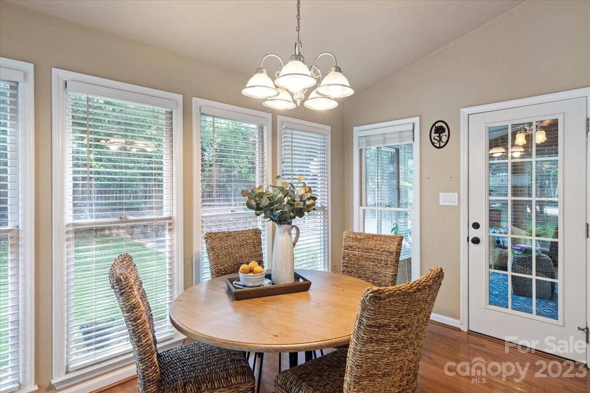 Royal Oaks - Residential