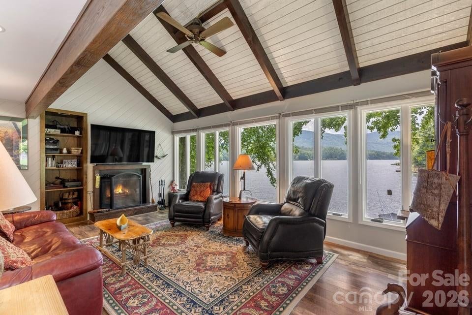 82 Innsbrook Drive