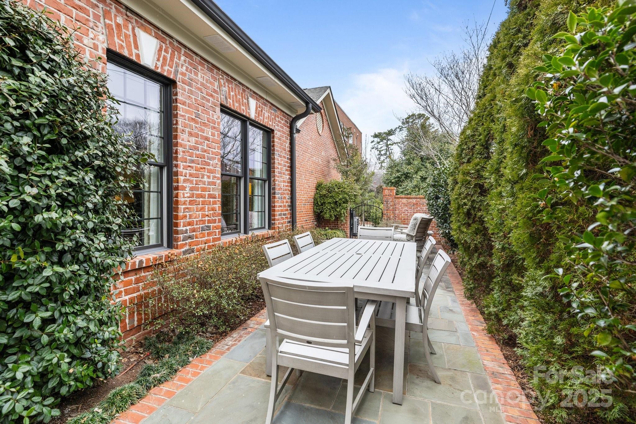 Myers Park - Residential