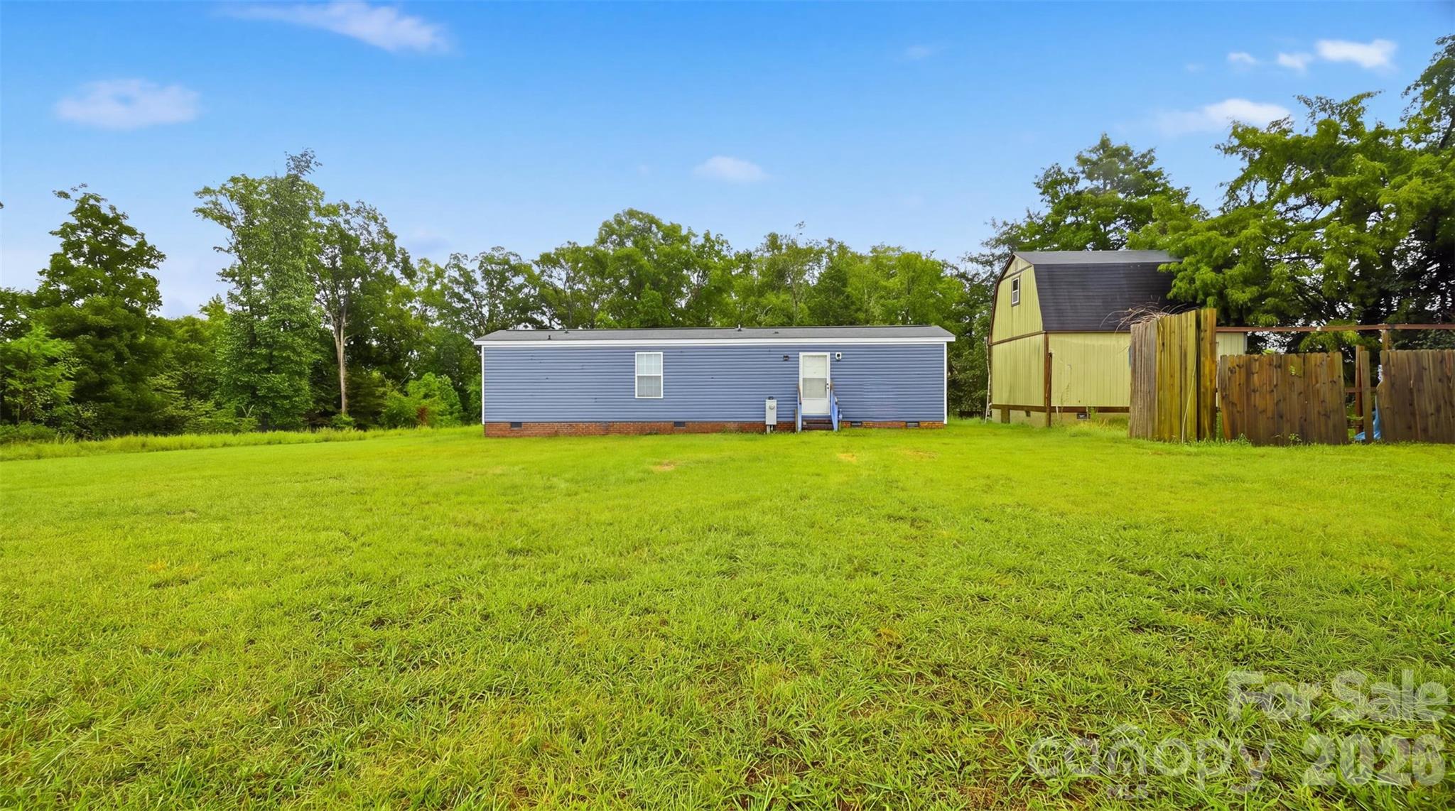 692 Topnot Road