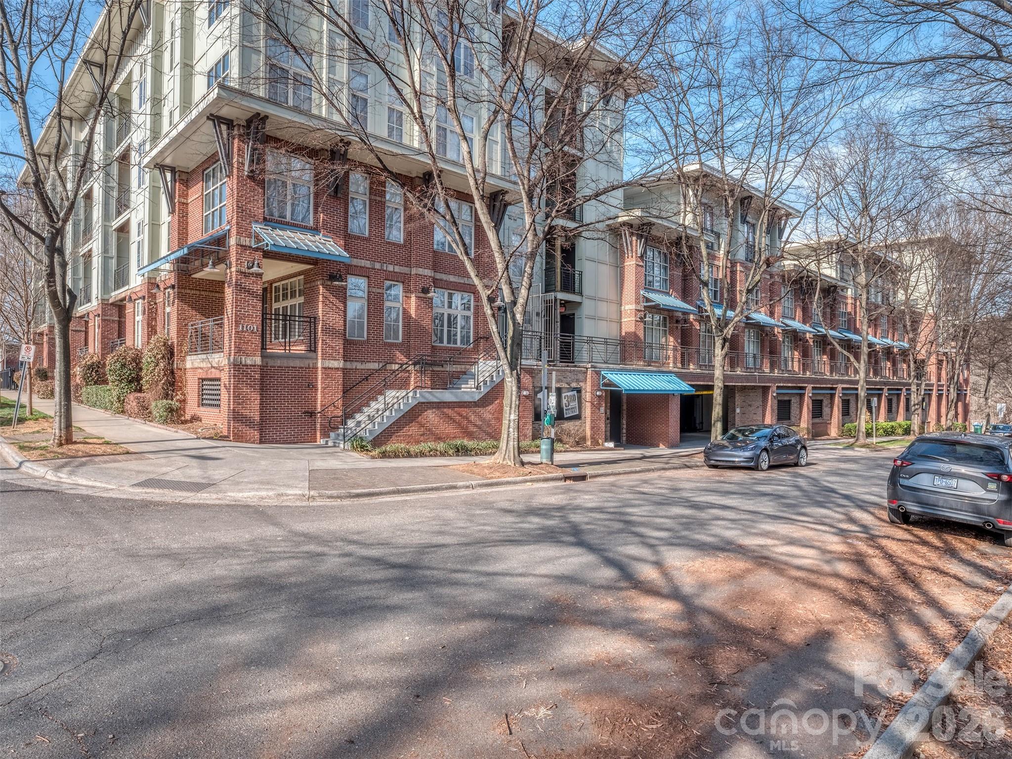 First Row Condominium - Residential