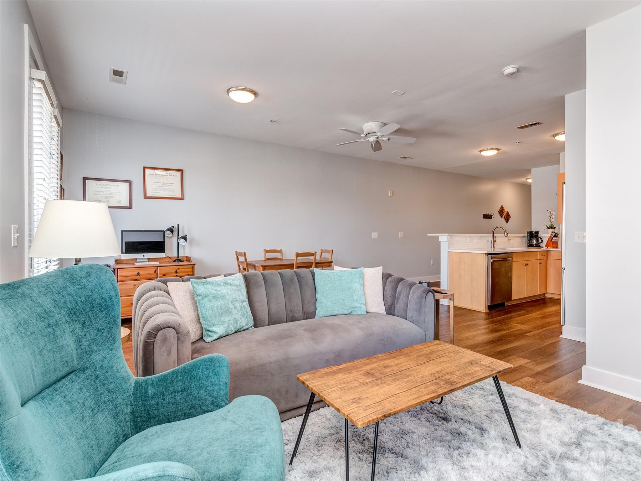 1101 W 1st Street 211