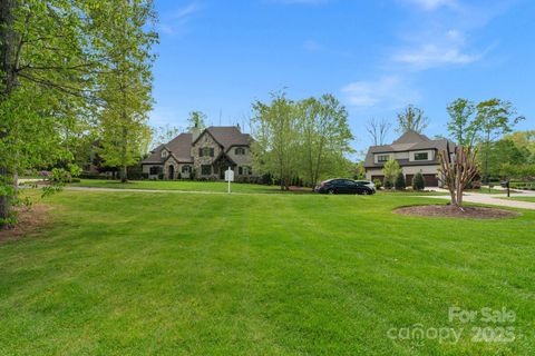 8100 Skye Knoll Drive 144 Waxhaw NC 28173