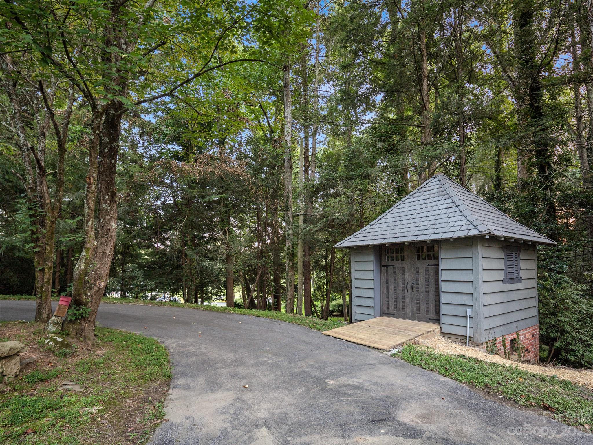 Biltmore Forest - Residential