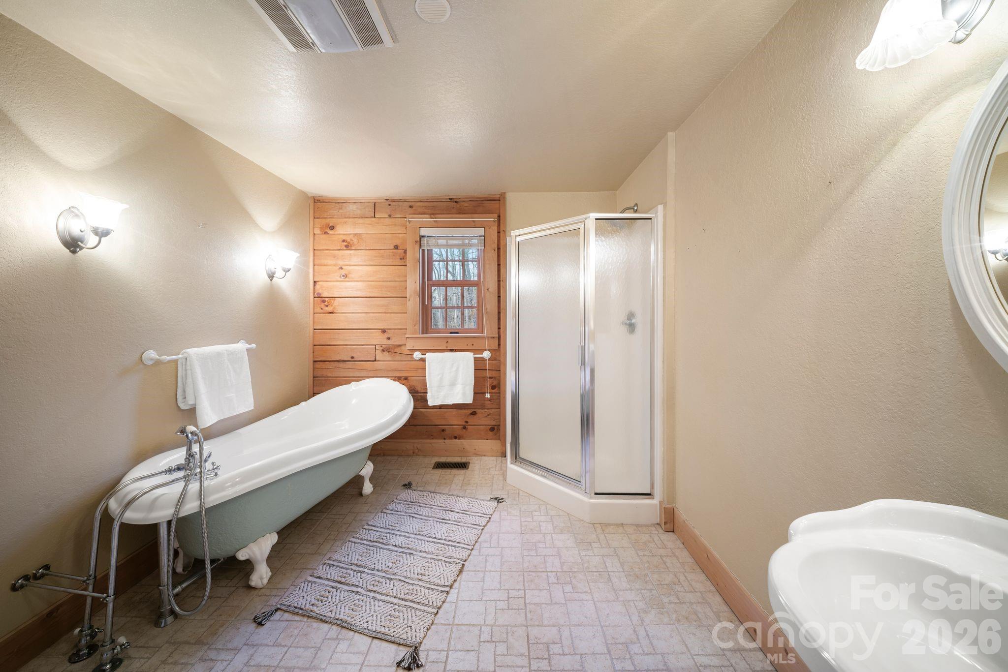 Woodlyn Echoes - Residential