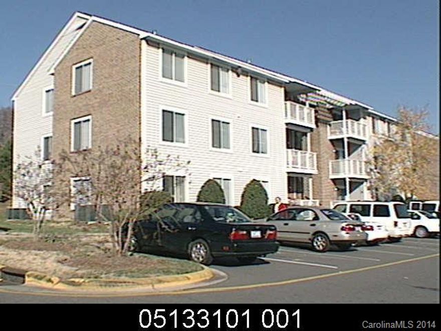 Great opportunity waiting on you or a purchase for your college student!  Across the street form the UNCC campus.  Complex is gated and there are security cameras throughout the complex.