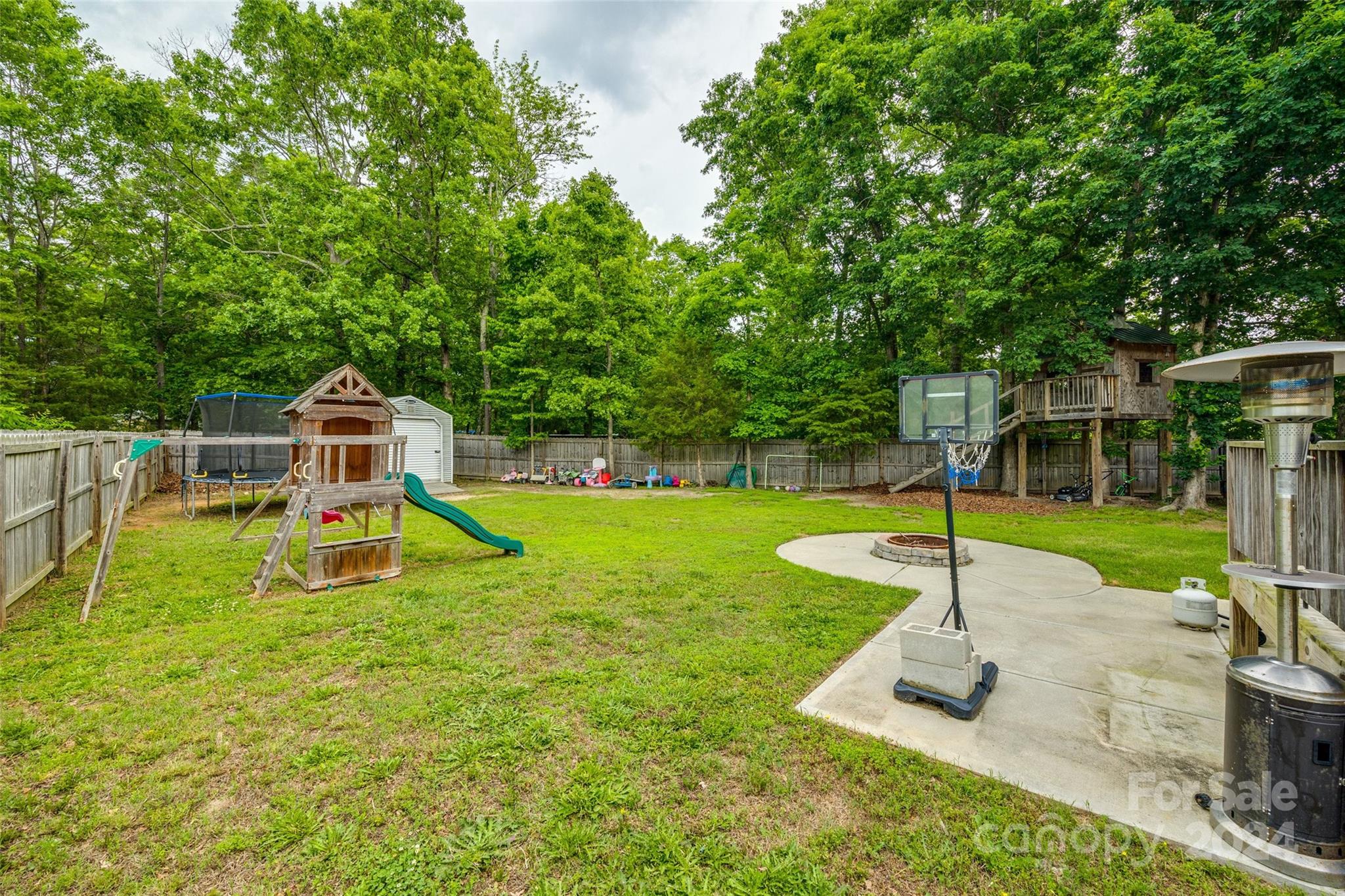 Knots Landing - Residential