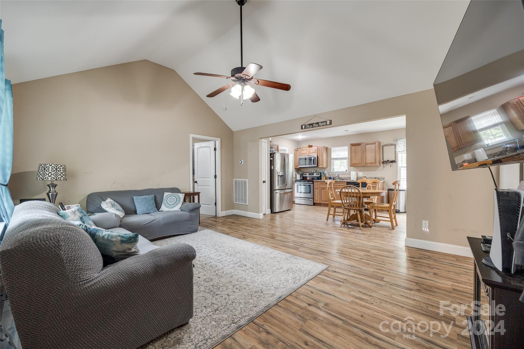 Knots Landing - Residential