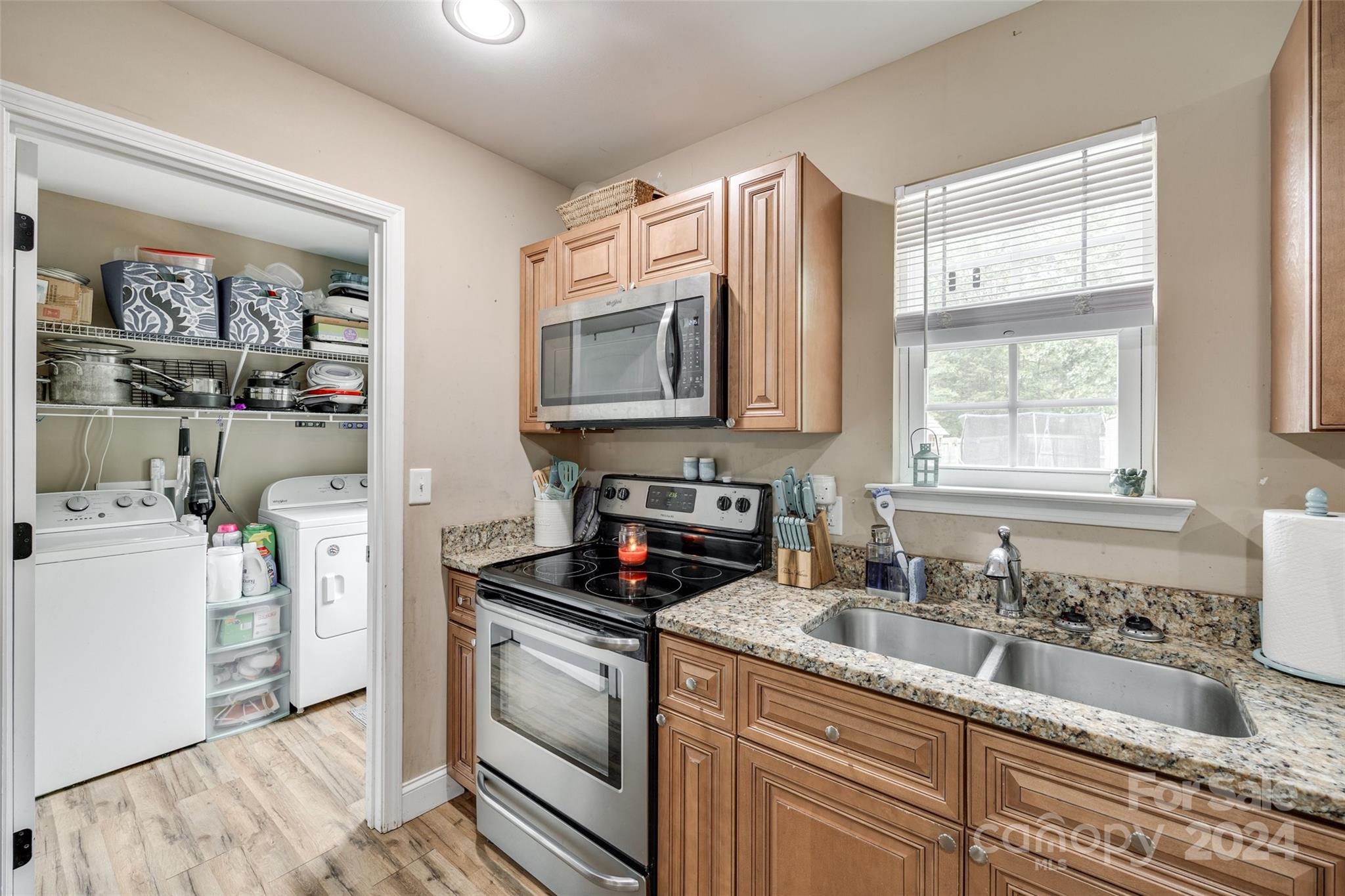 Knots Landing - Residential