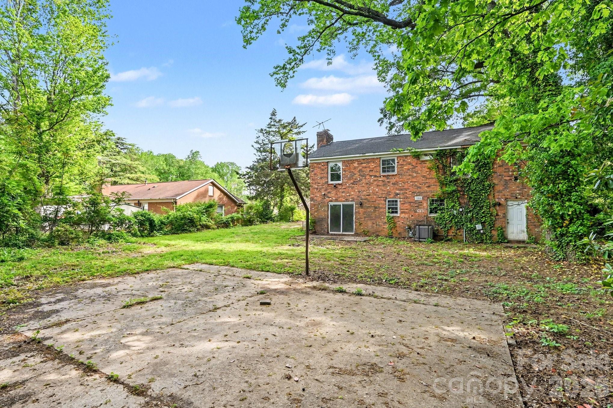 Eastbrook Woods - Residential