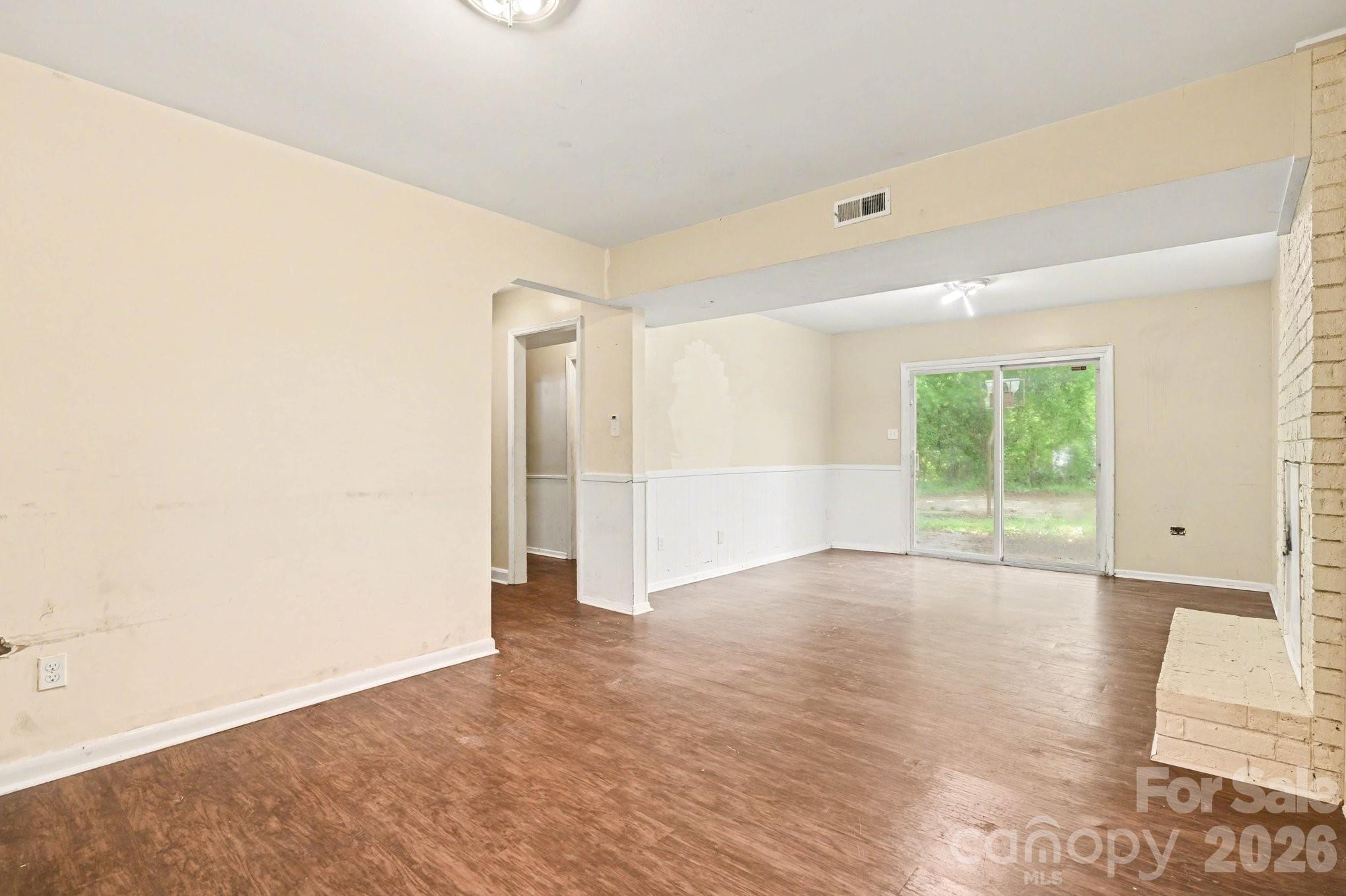 Eastbrook Woods - Residential