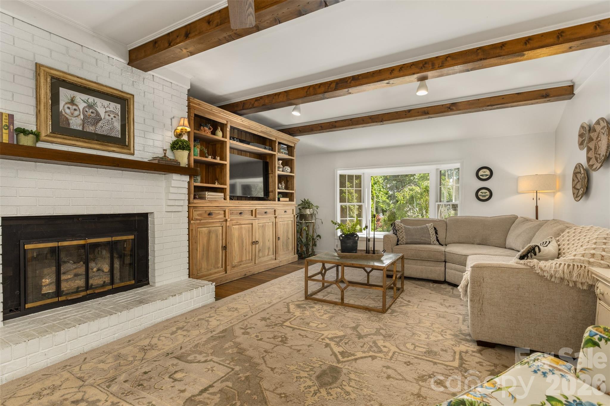 425 Sondley Woods Place