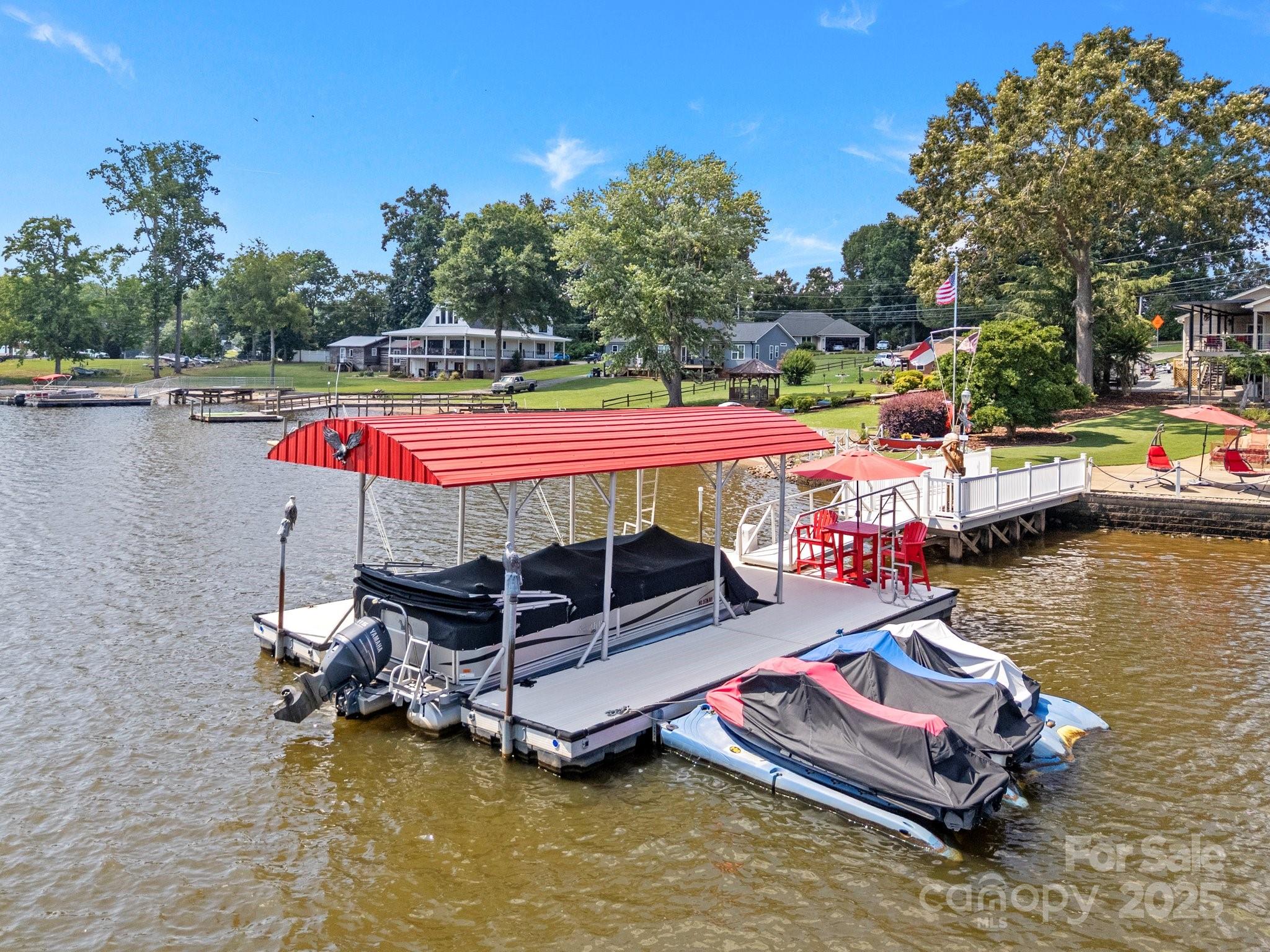 643 Lake Drive 10