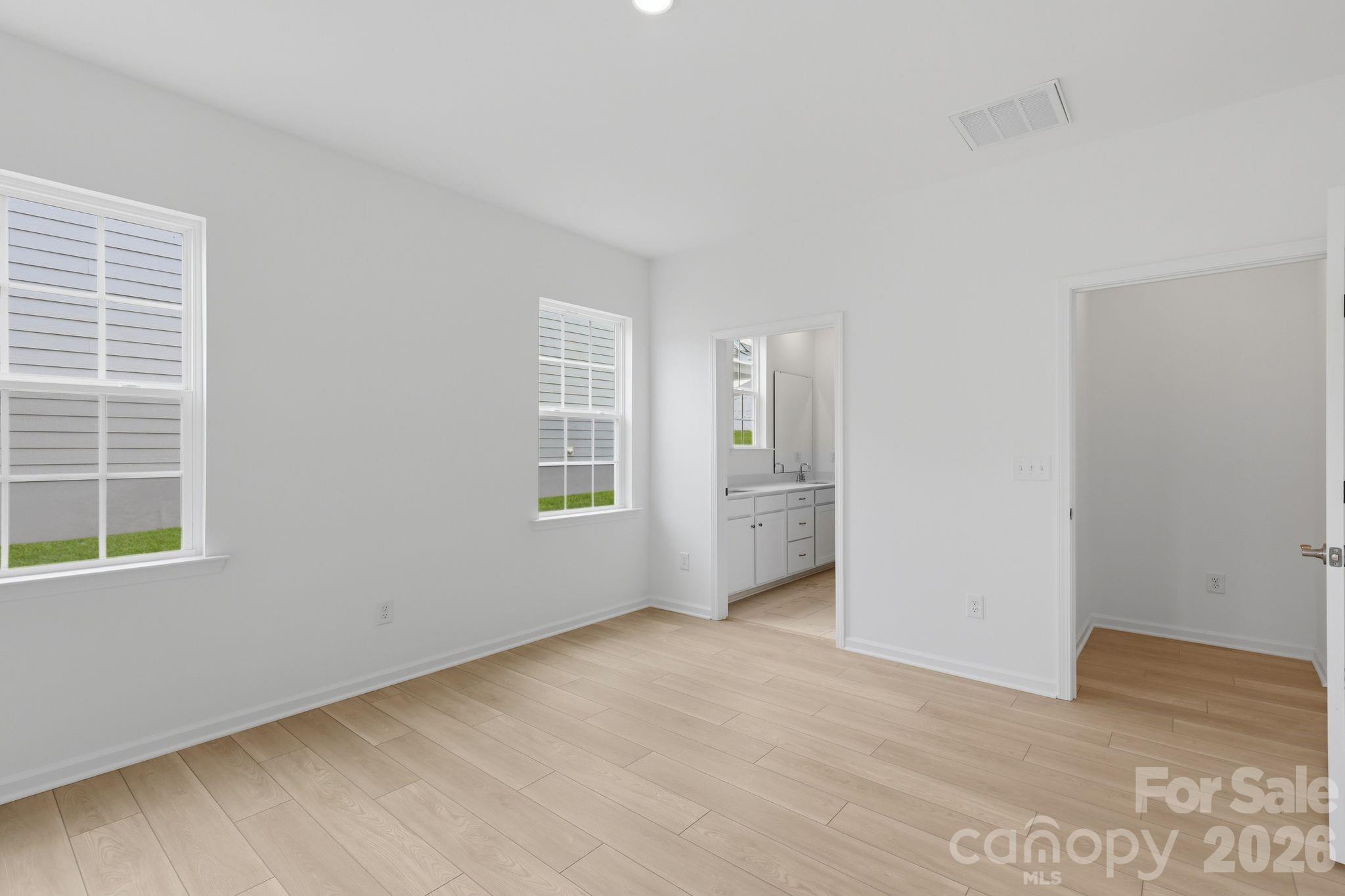 Roselyn - Residential