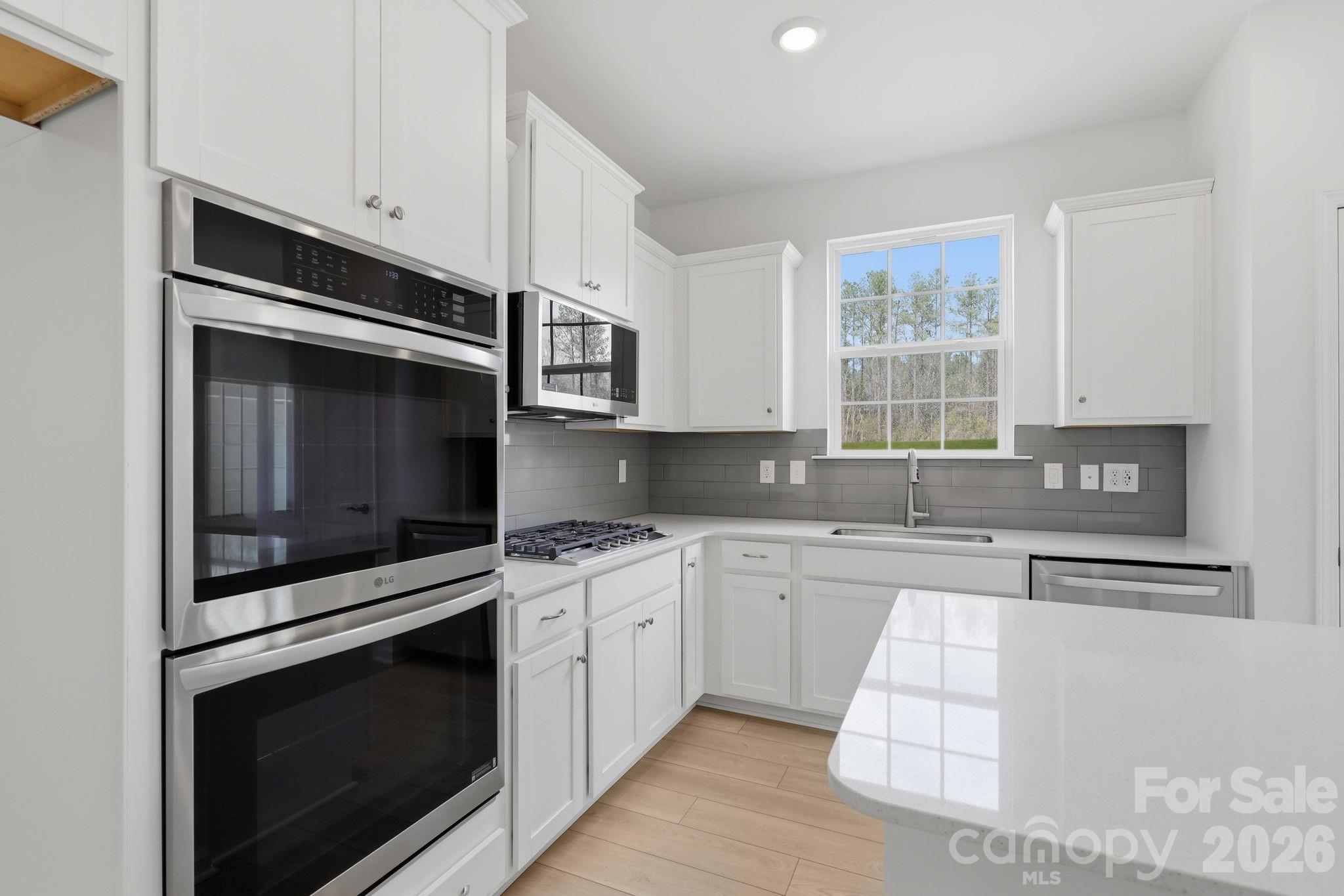 Roselyn - Residential