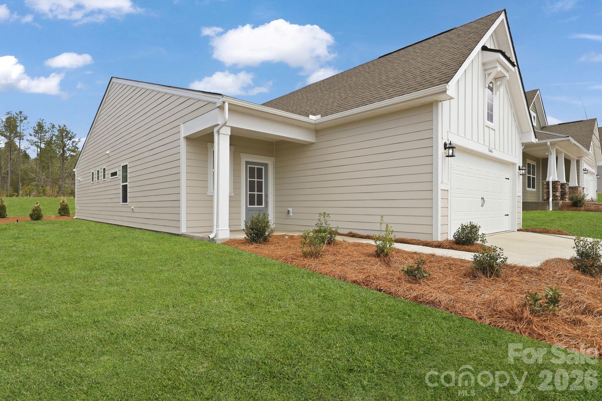 Roselyn - Residential