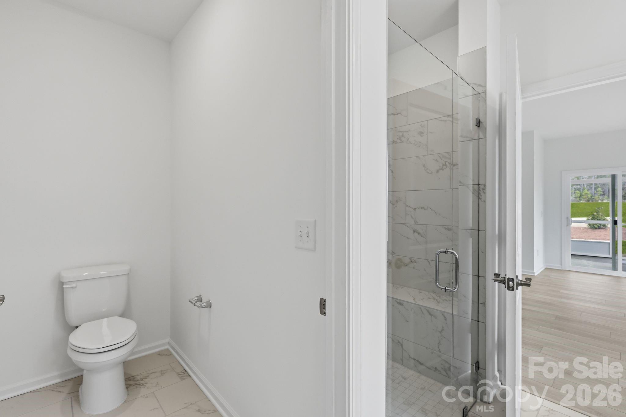 Roselyn - Residential