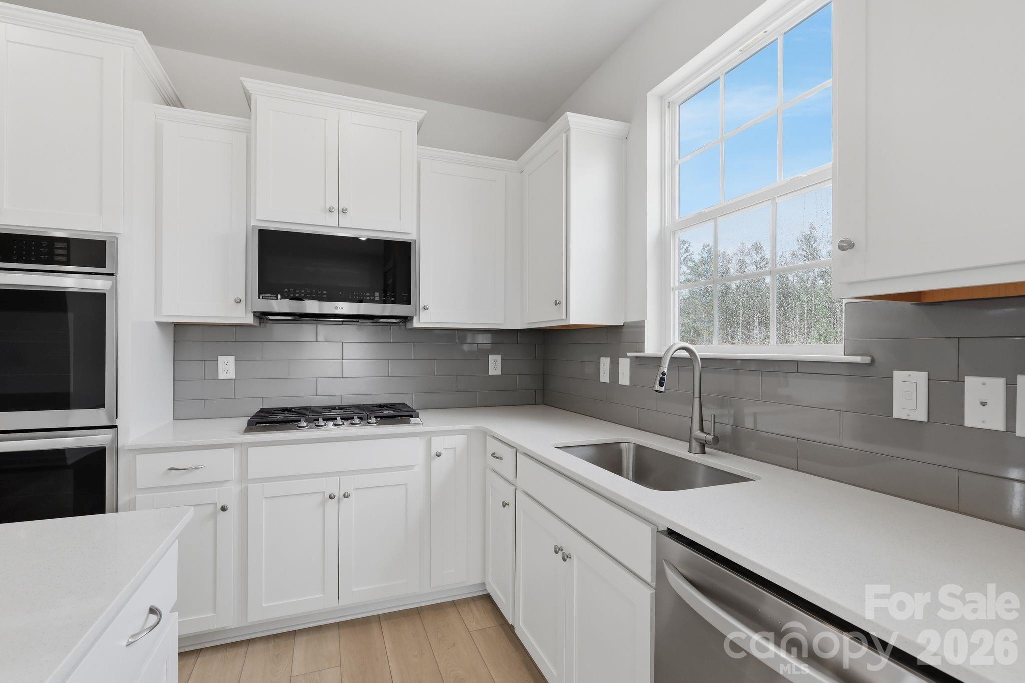 Roselyn - Residential