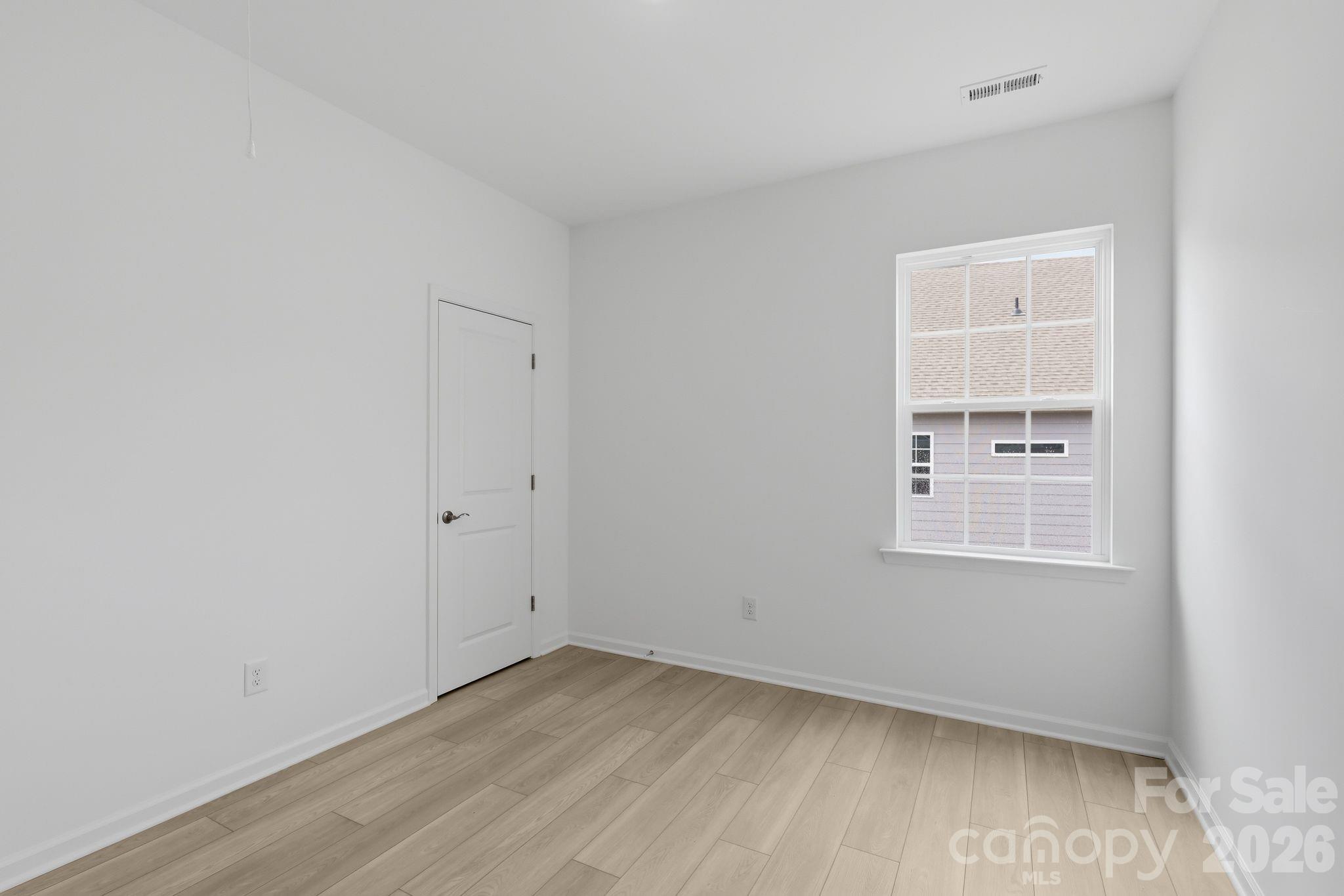 Roselyn - Residential