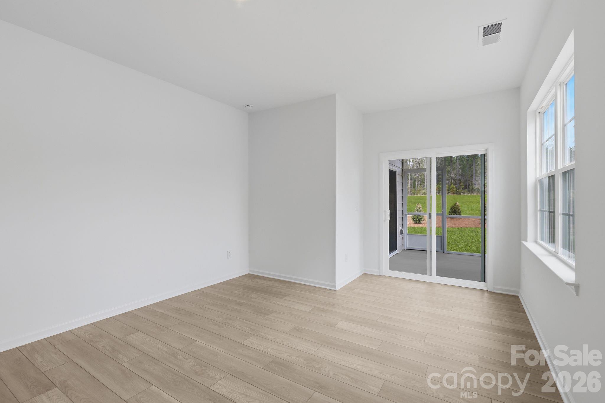 Roselyn - Residential