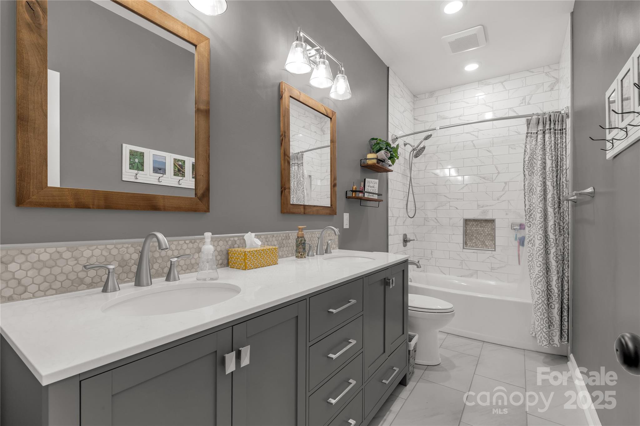 Hunters Place - Residential