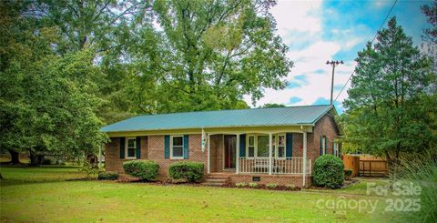 325 Craven Street Biscoe NC 27209