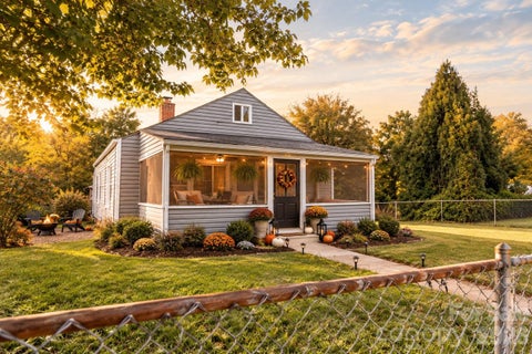 Photo of 217 Lineberger Street, Shelby, NC 28150 (MLS # 4434778)