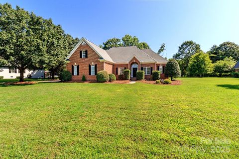 444 Cottonfield Circle Waxhaw NC 28173