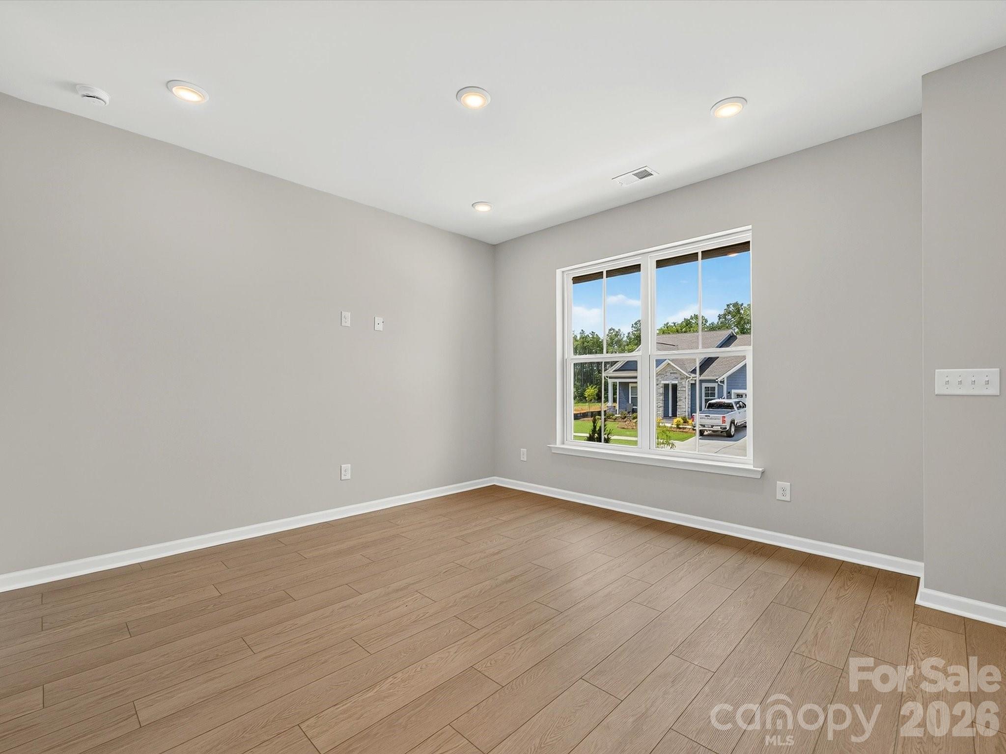 571 Cape Cod Way