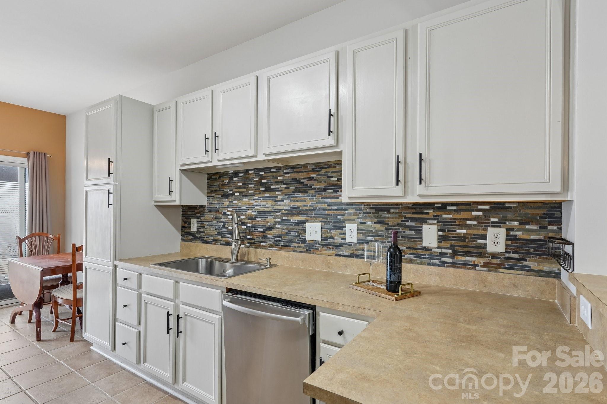 Oakstone - Residential