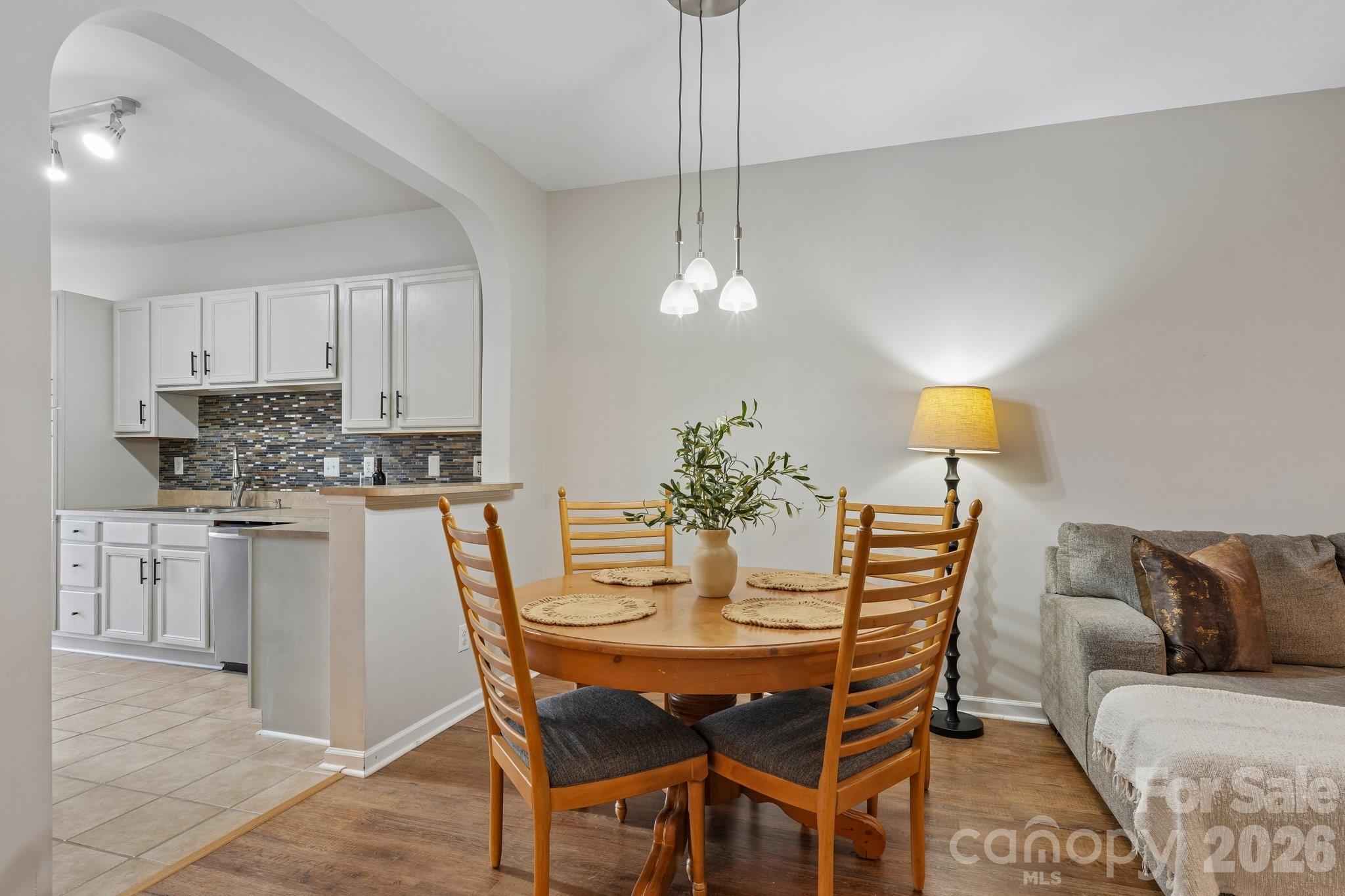 Oakstone - Residential