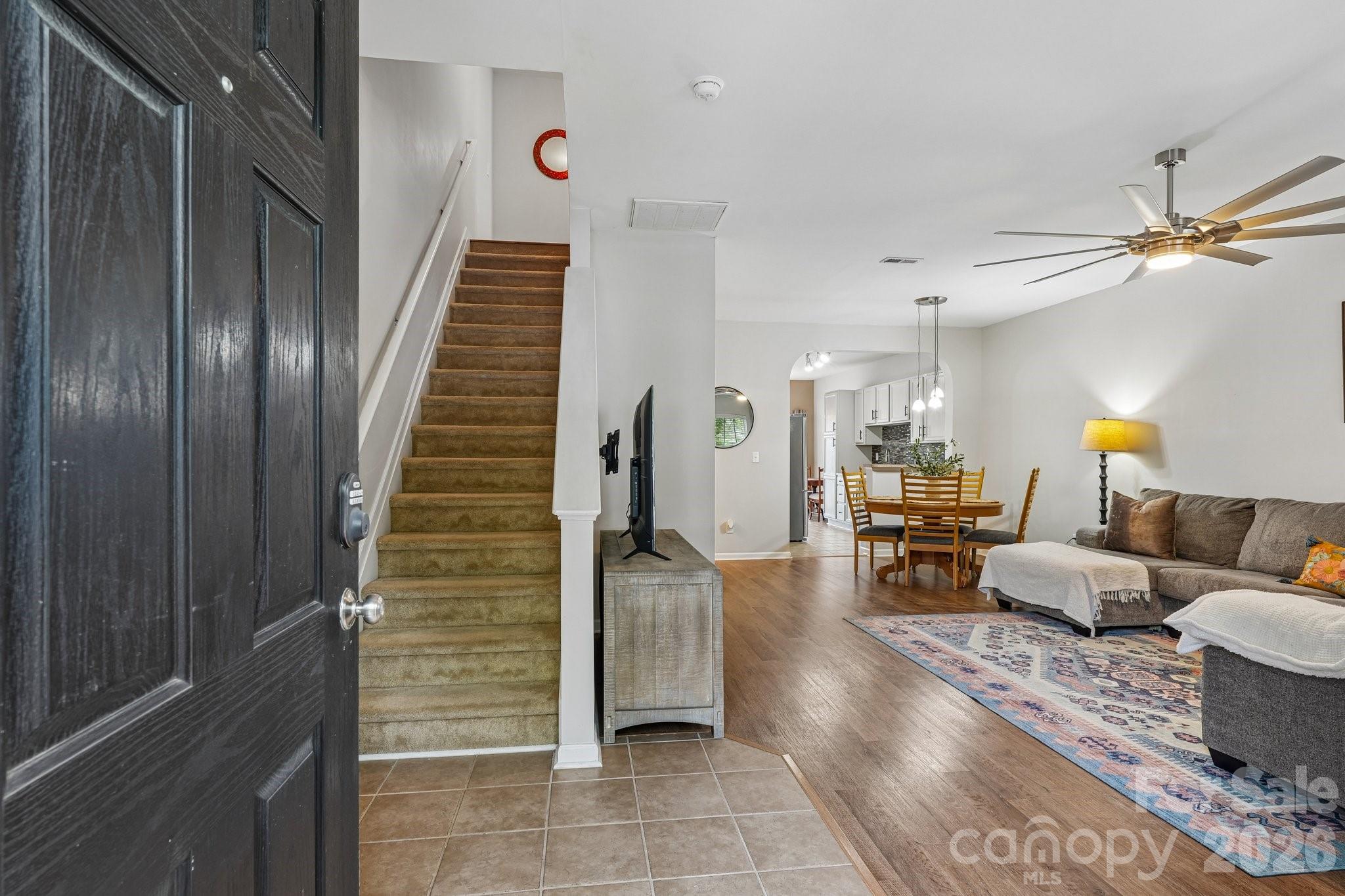Oakstone - Residential