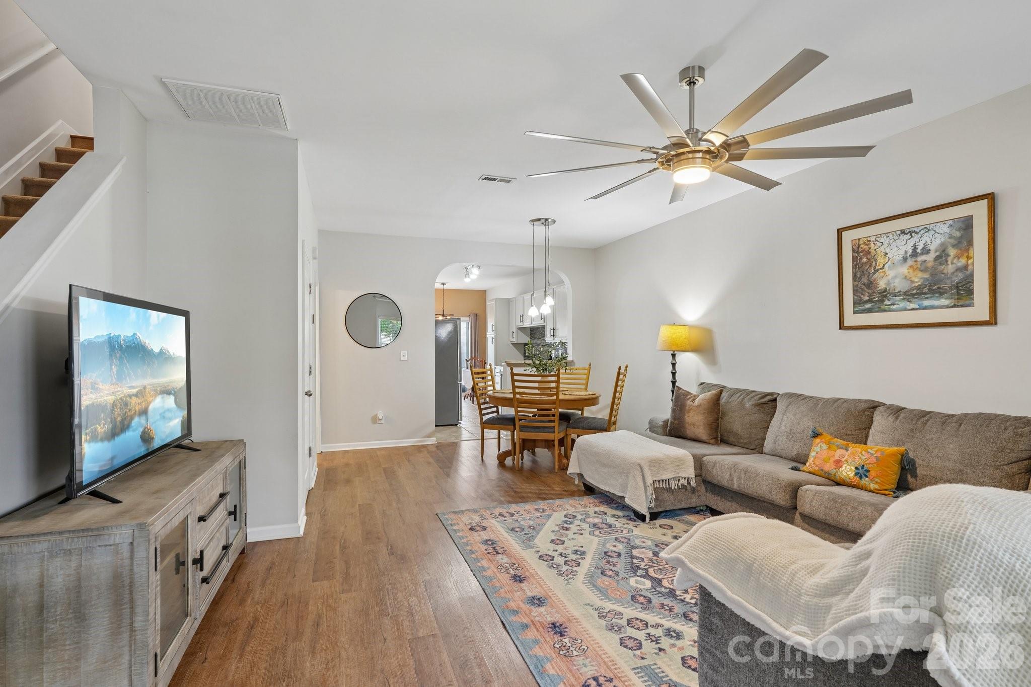 Oakstone - Residential