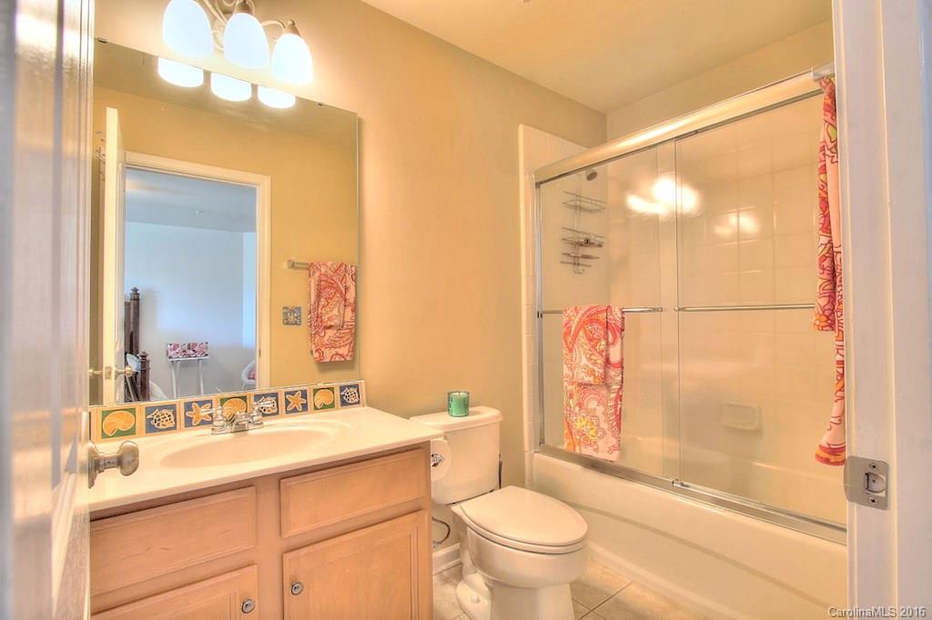 Hunter Oaks - Residential