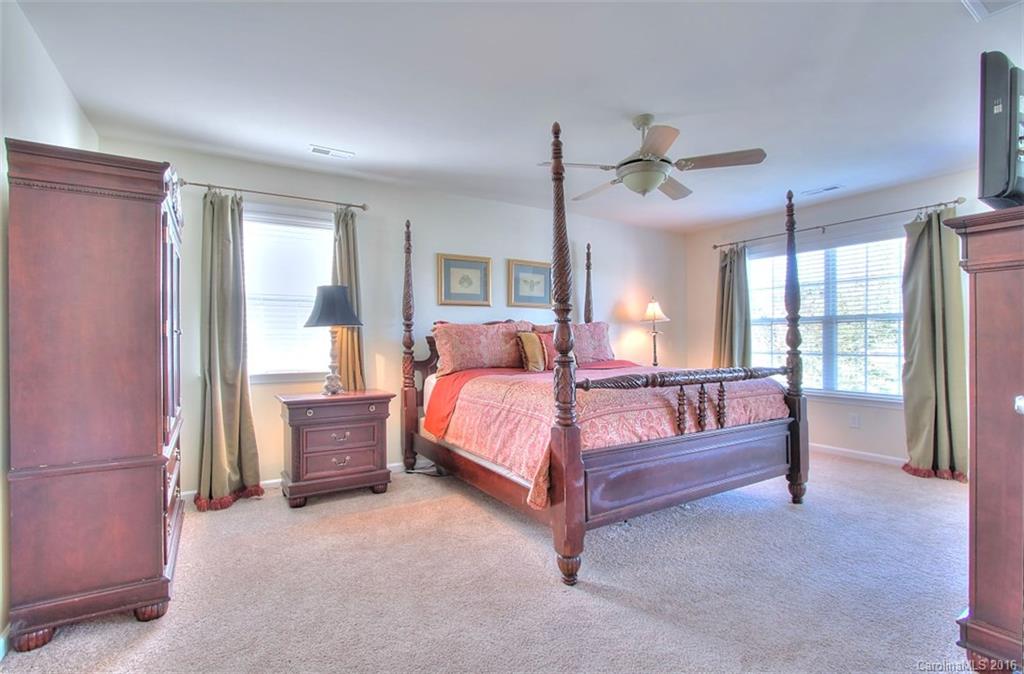 Hunter Oaks - Residential