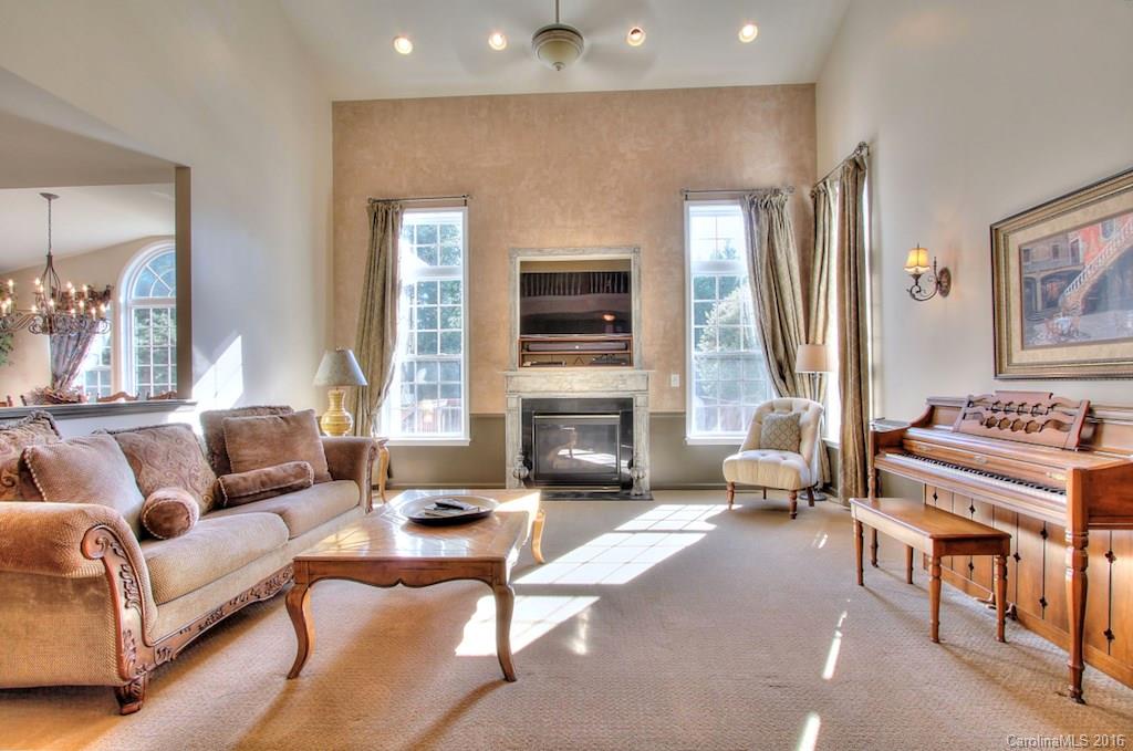 Hunter Oaks - Residential