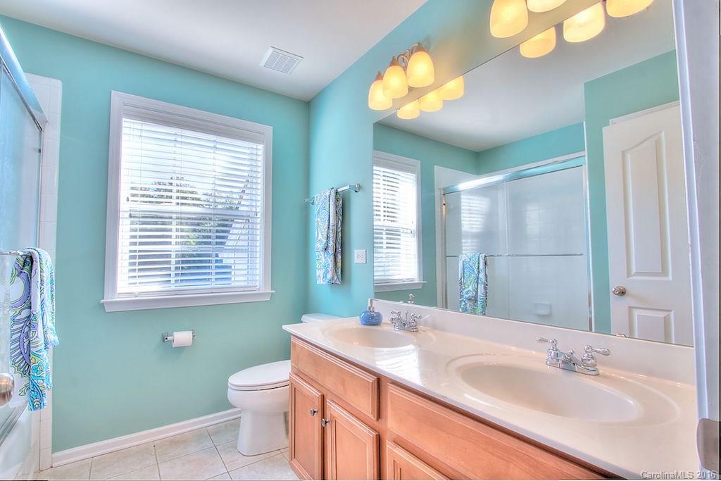 Hunter Oaks - Residential